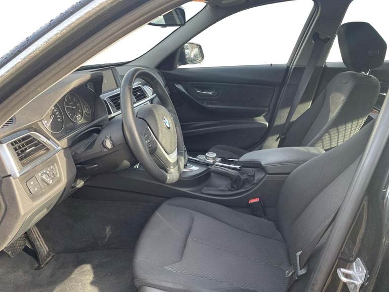 BMW 320d 2,0 Touring Advantage aut.