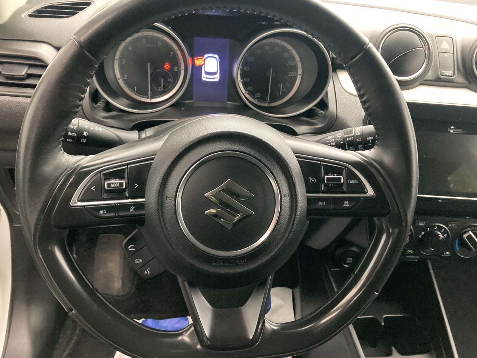 Hvid Suzuki Swift fra 2017