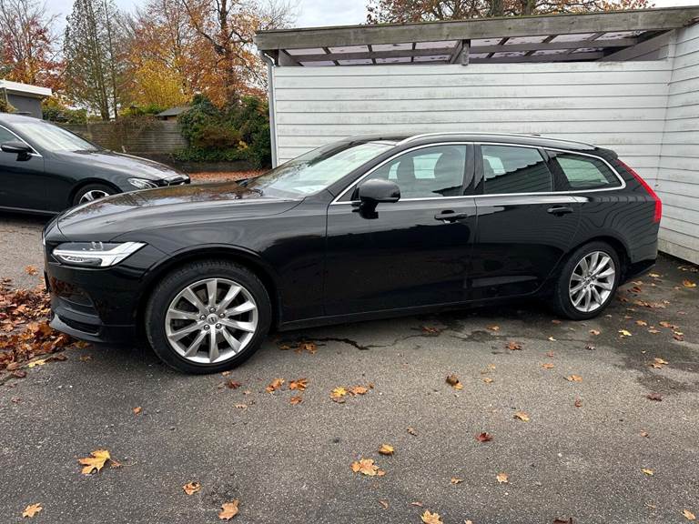 Volvo V90 2,0 T4 190 Momentum aut.
