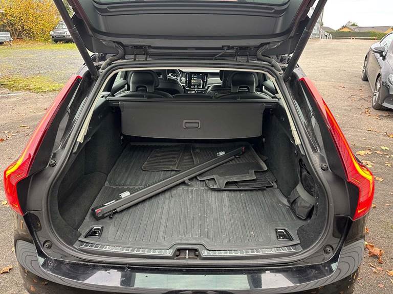 Volvo V90 2,0 T4 190 Momentum aut.