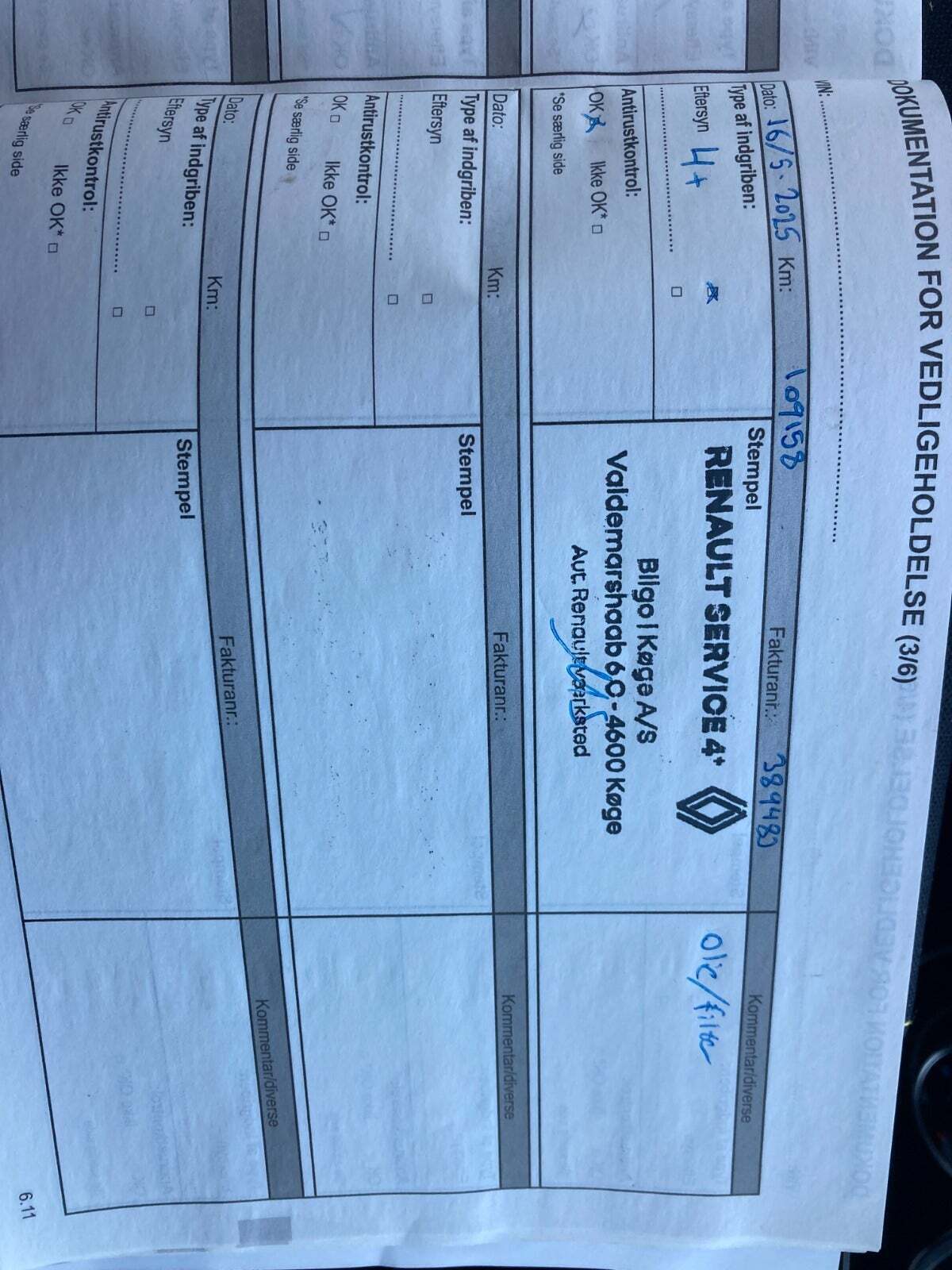 Blå Renault Captur fra 2018