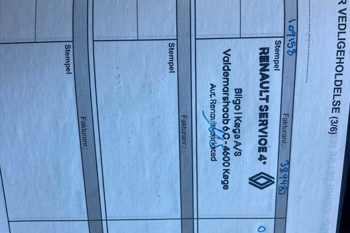 Blå Renault Captur fra 2018