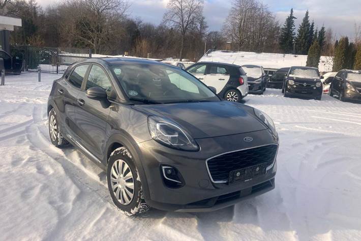 Grå Ford Puma fra 2021 set udefra