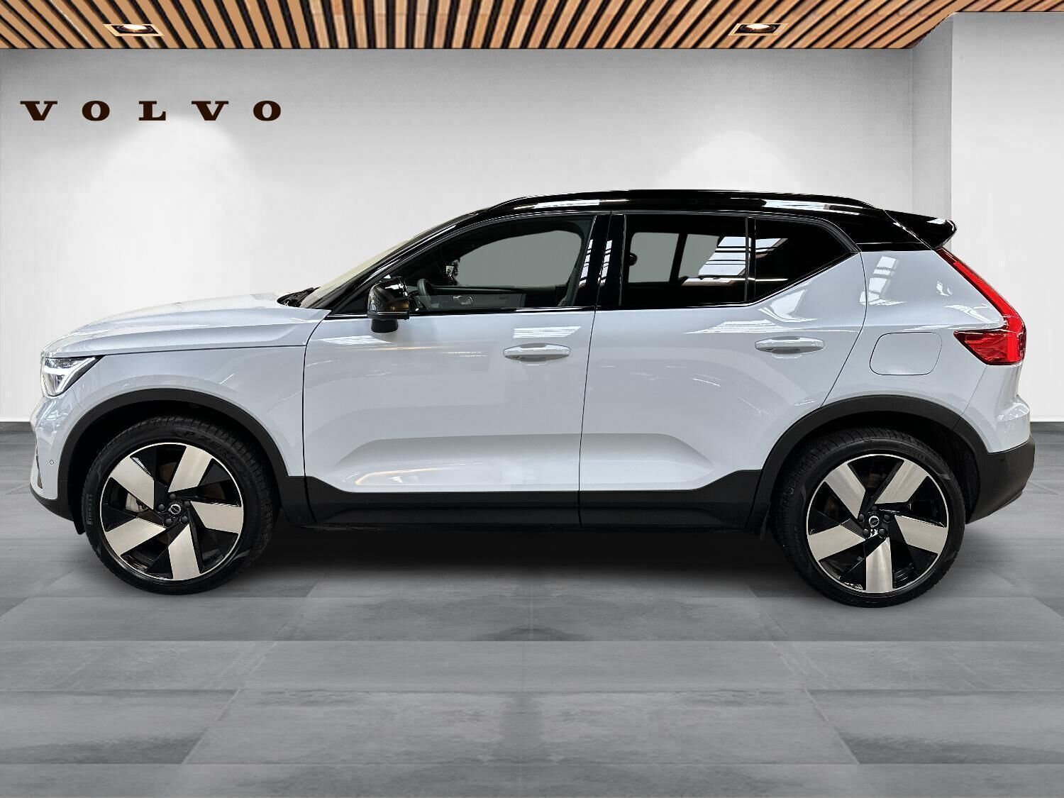 Volvo EX40 Single Motor Extended Range Ultra 252HK 5d Aut.