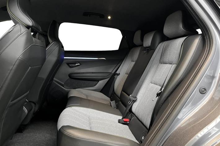 Grå Renault Scénic fra 2025