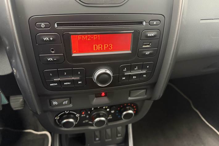 Sort Dacia Duster fra 2017