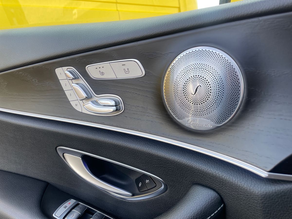 Sort Mercedes E220 d fra 2017