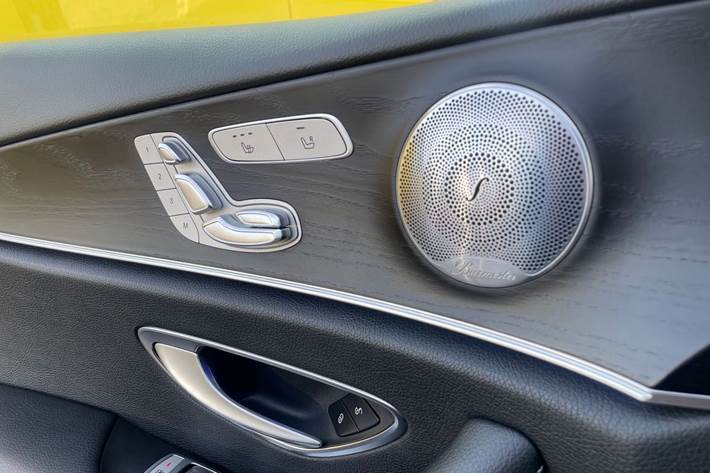 Sort Mercedes E220 d fra 2017