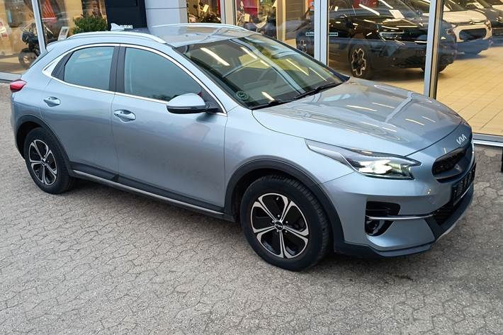 Sølv Kia XCeed fra 2021