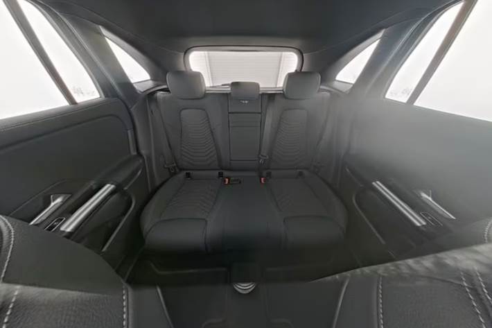 Sort Mercedes EQA250+ fra 2024