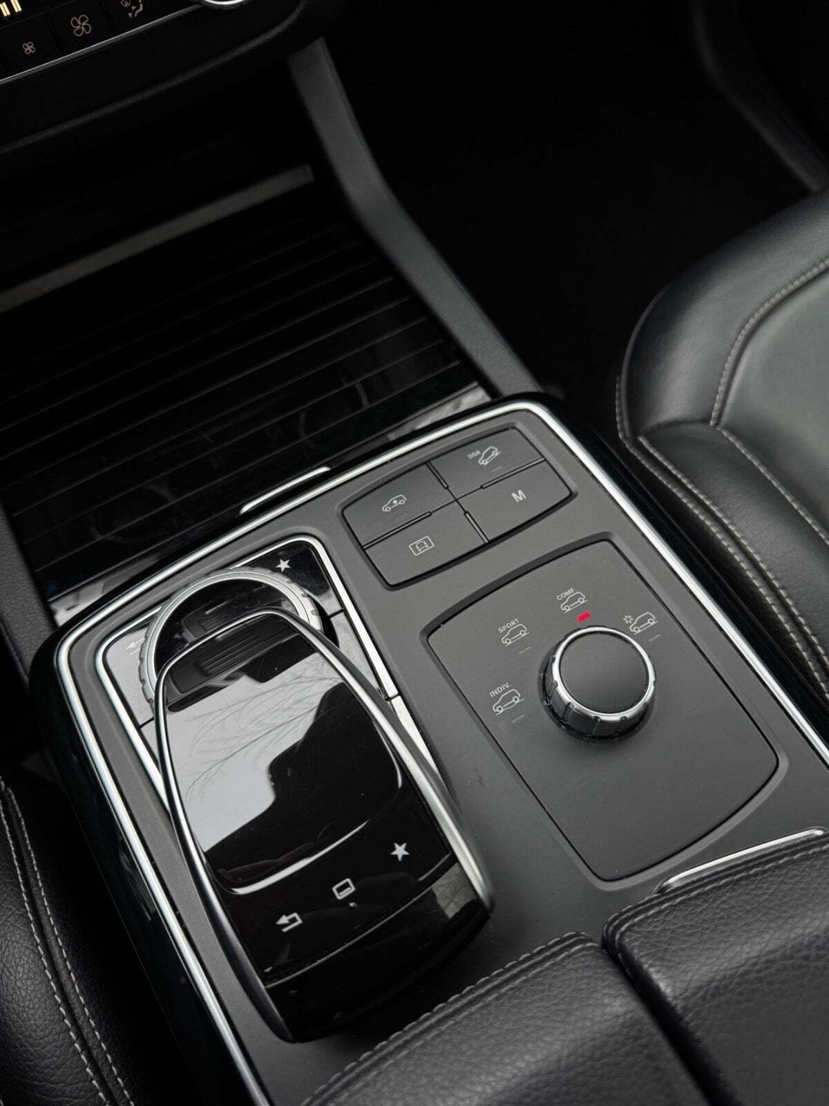 Hvid Mercedes GLE350 d fra 2016