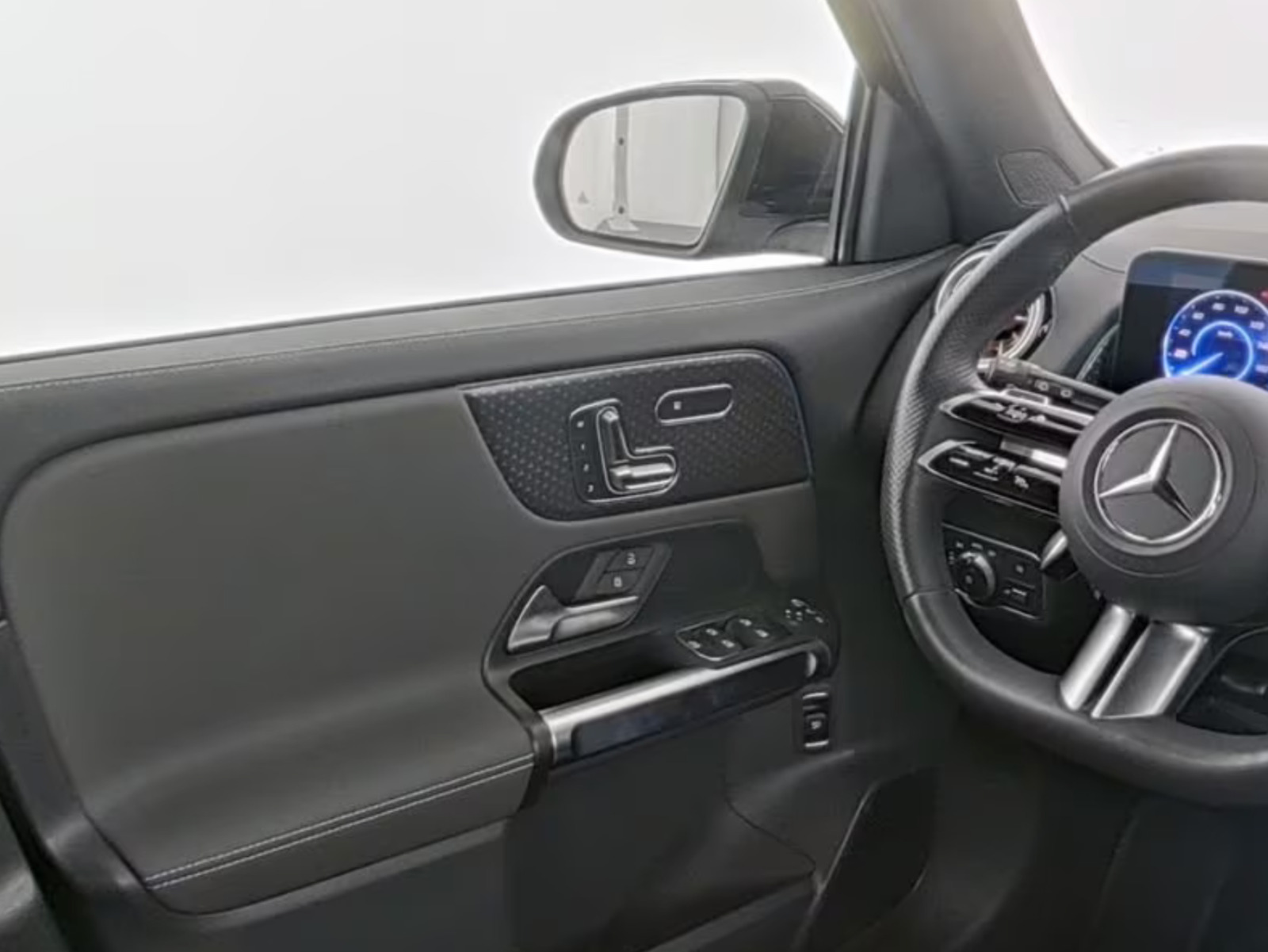 Mercedes EQB250+ Progressive Advance Plus