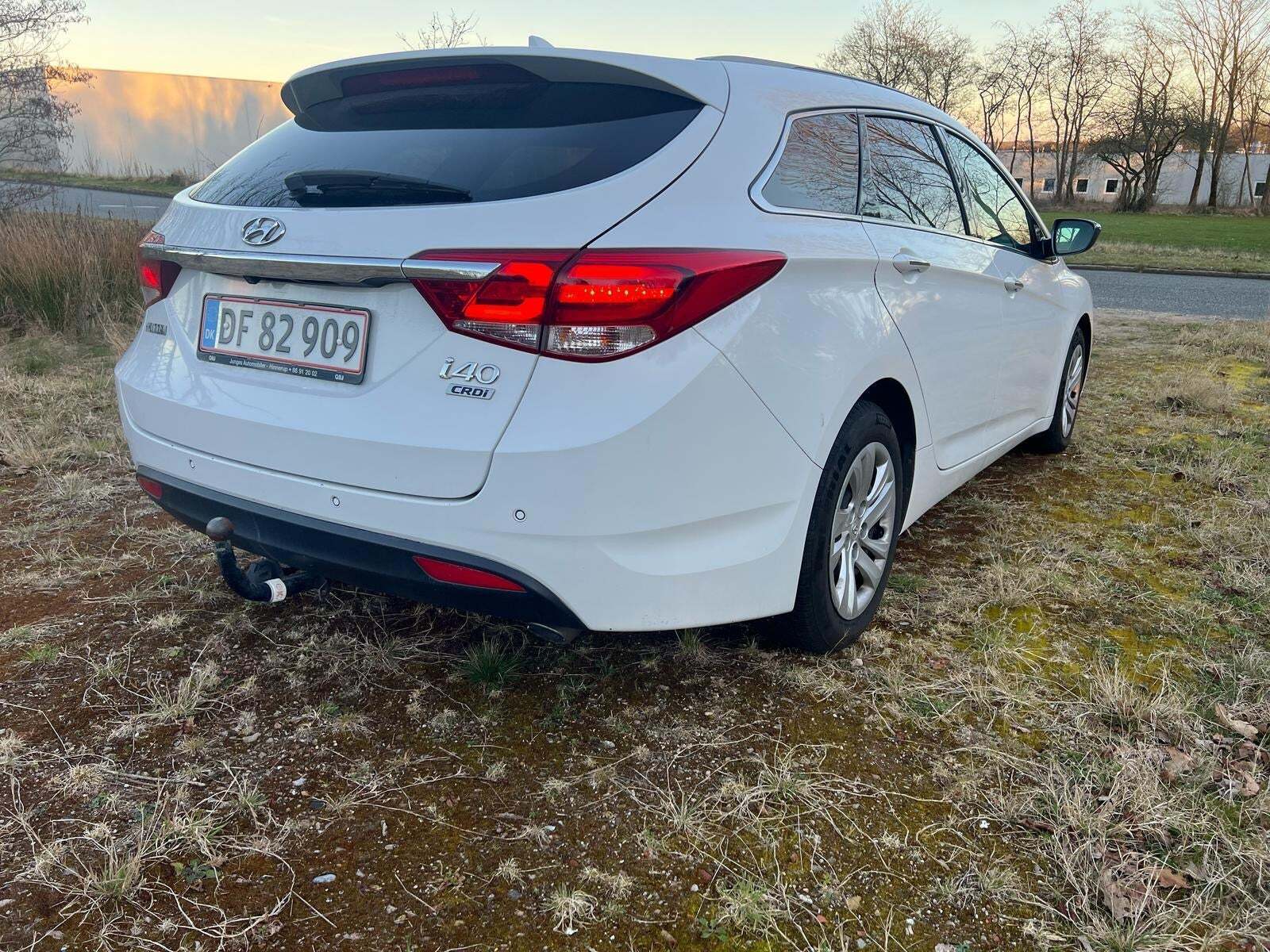 Hyundai i40 1,7 CRDi 141 Trend CW DCT