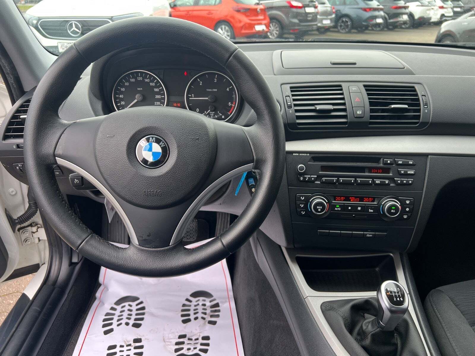 Hvid BMW 116d fra 2011