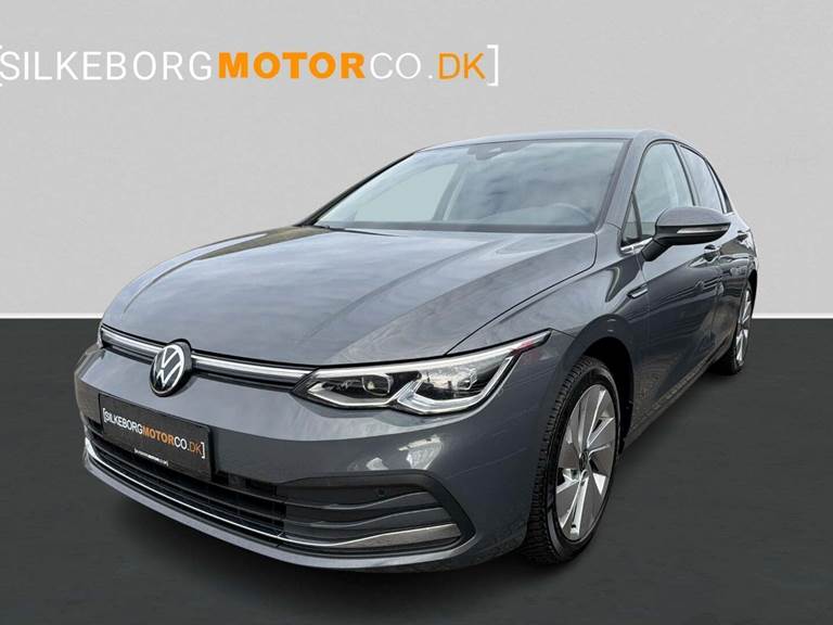 VW Golf VIII 1,5 eTSi 150 Style DSG