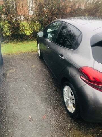Peugeot 208 1,5 BlueHDi 100 Active