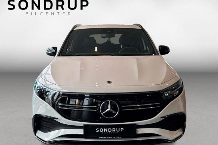 Hvid Mercedes EQA250 fra 2021