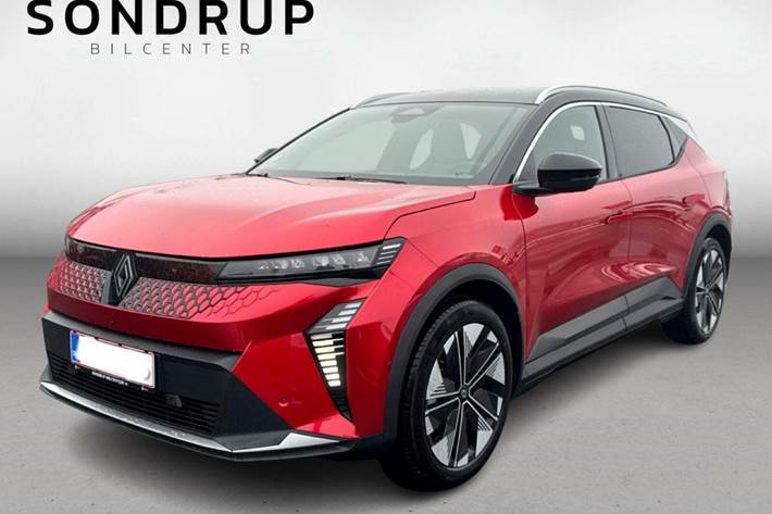 Rød Renault Scenic E-Tech fra 2025 set udefra