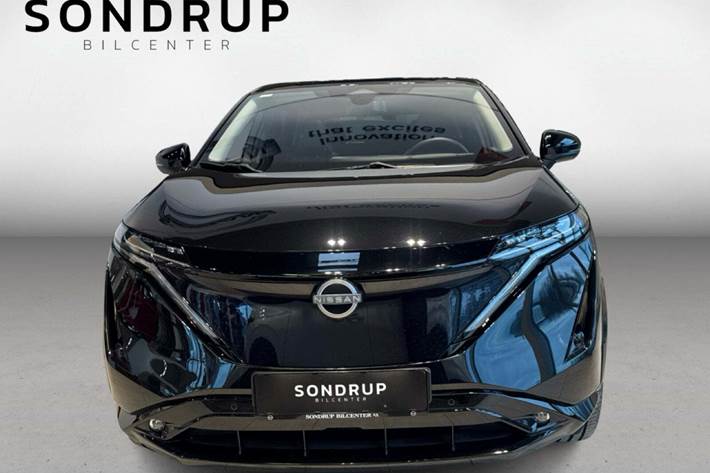 Sort Nissan Ariya fra 2023