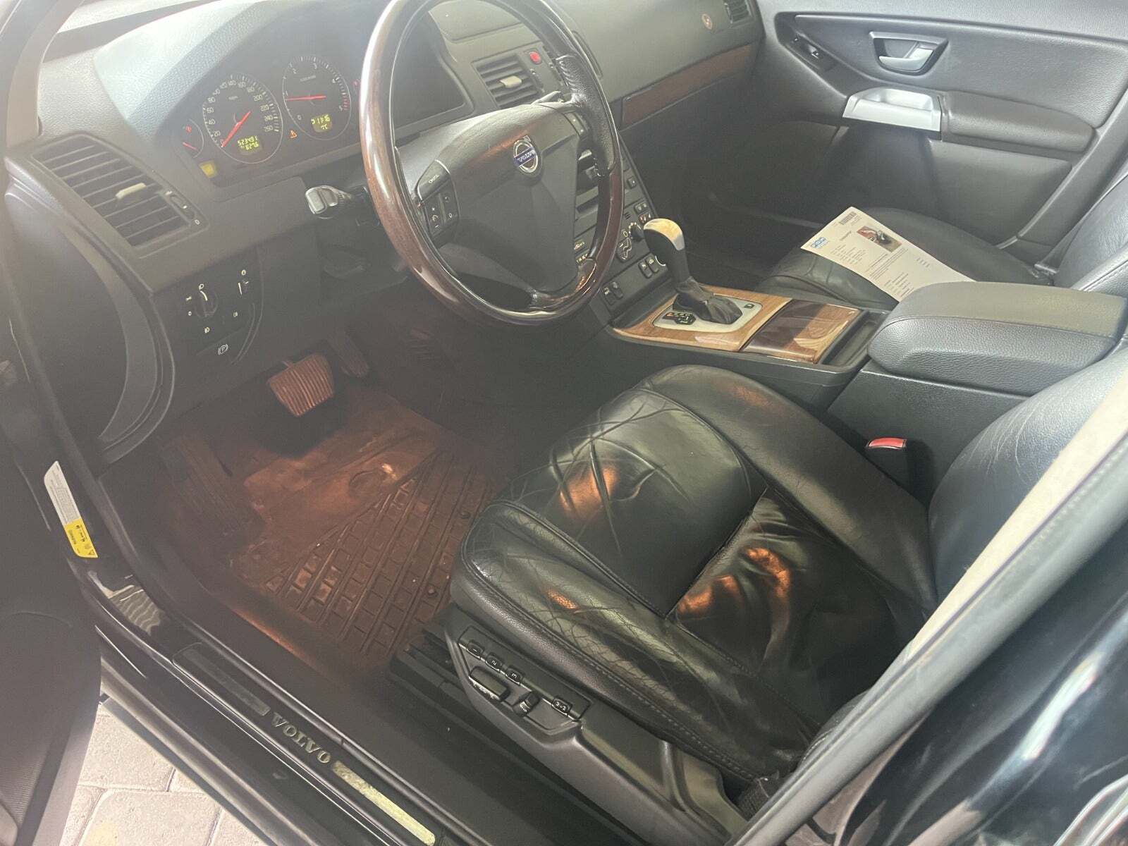 Volvo XC90 2,4 D5 185 Summum aut. AWD Van