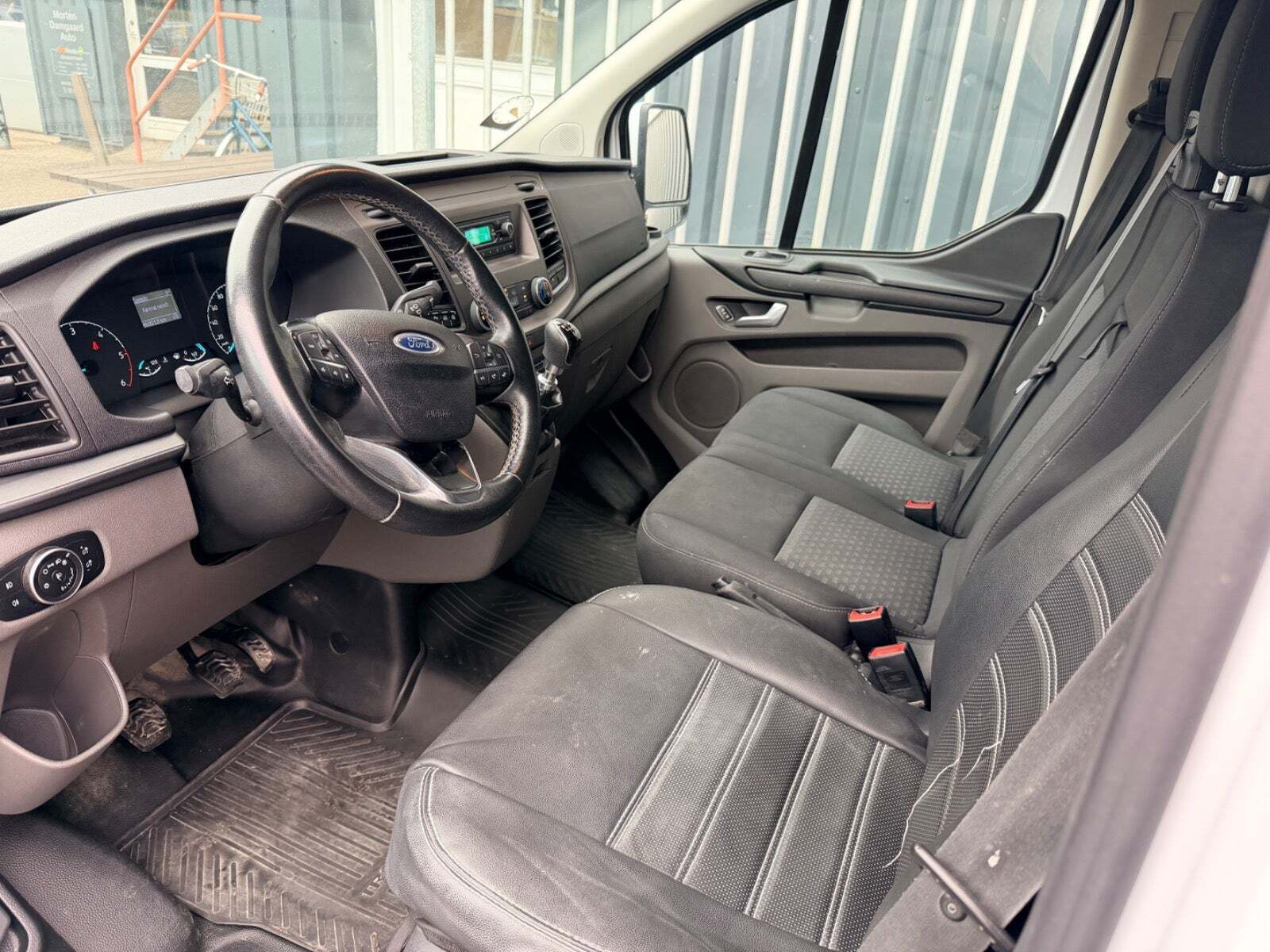 Hvid Ford Transit Custom 300 L2 fra 2019