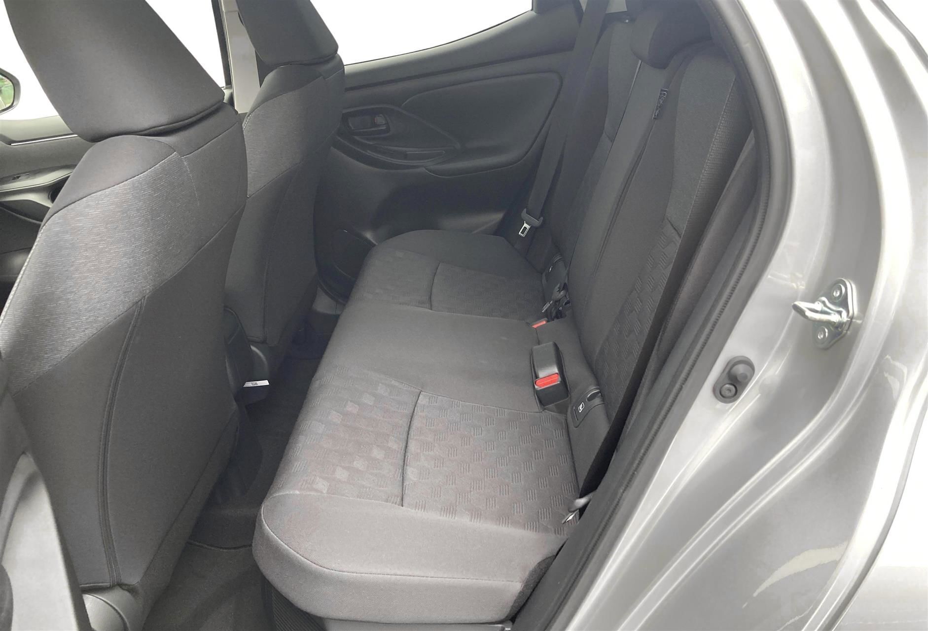 Toyota Yaris 1,5 Hybrid Style Technology 116HK 5d Trinl. Gear