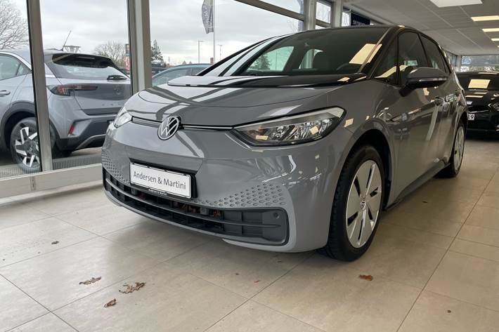 Grå VW ID.3 fra 2022 set udefra
