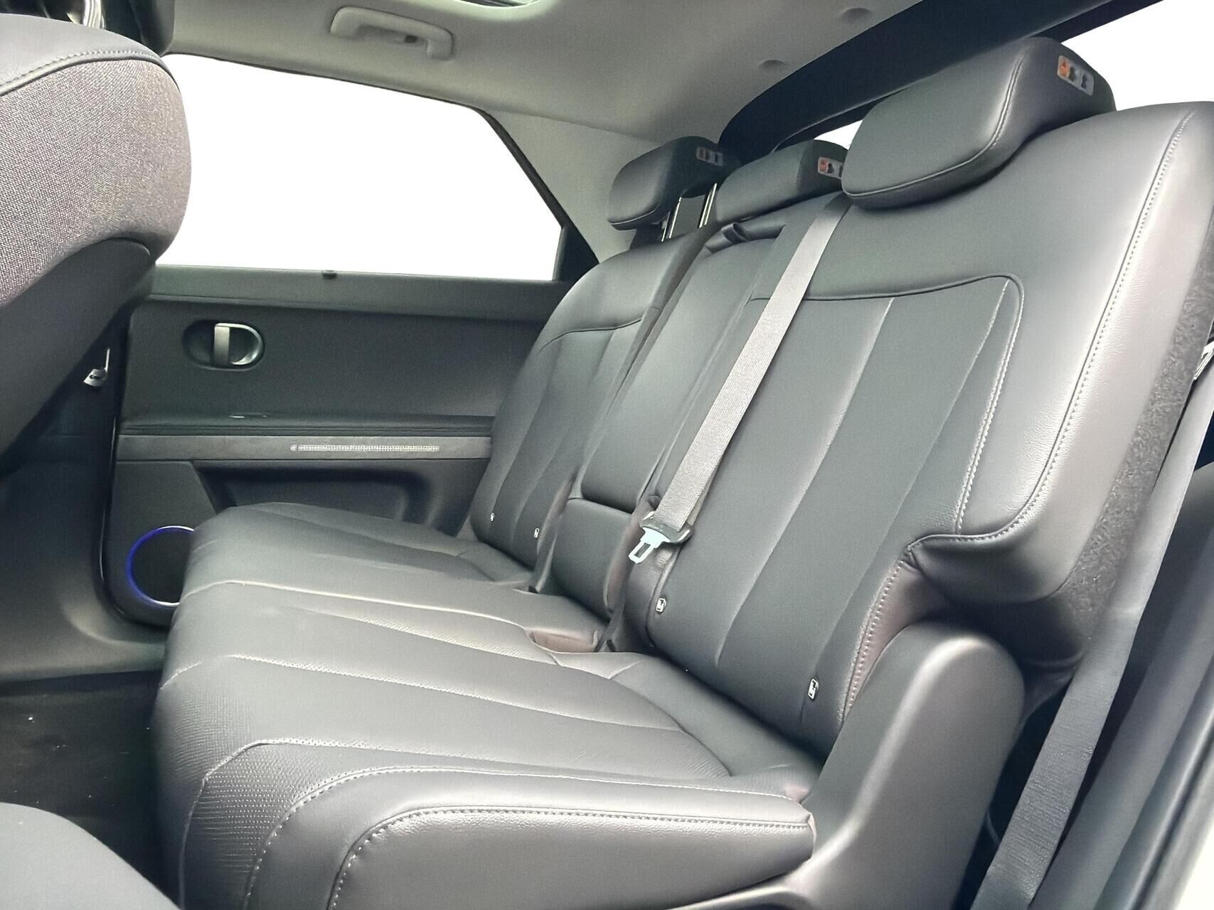 Hvid Hyundai Ioniq 5 fra 2025