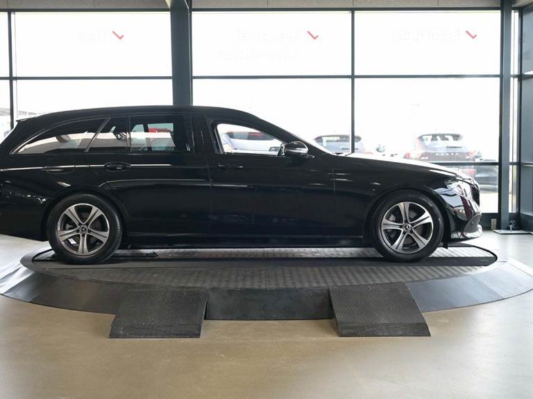 Mercedes E220 d 2,0 Avantgarde stc. aut.