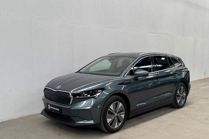 Grå Skoda Enyaq fra 2021