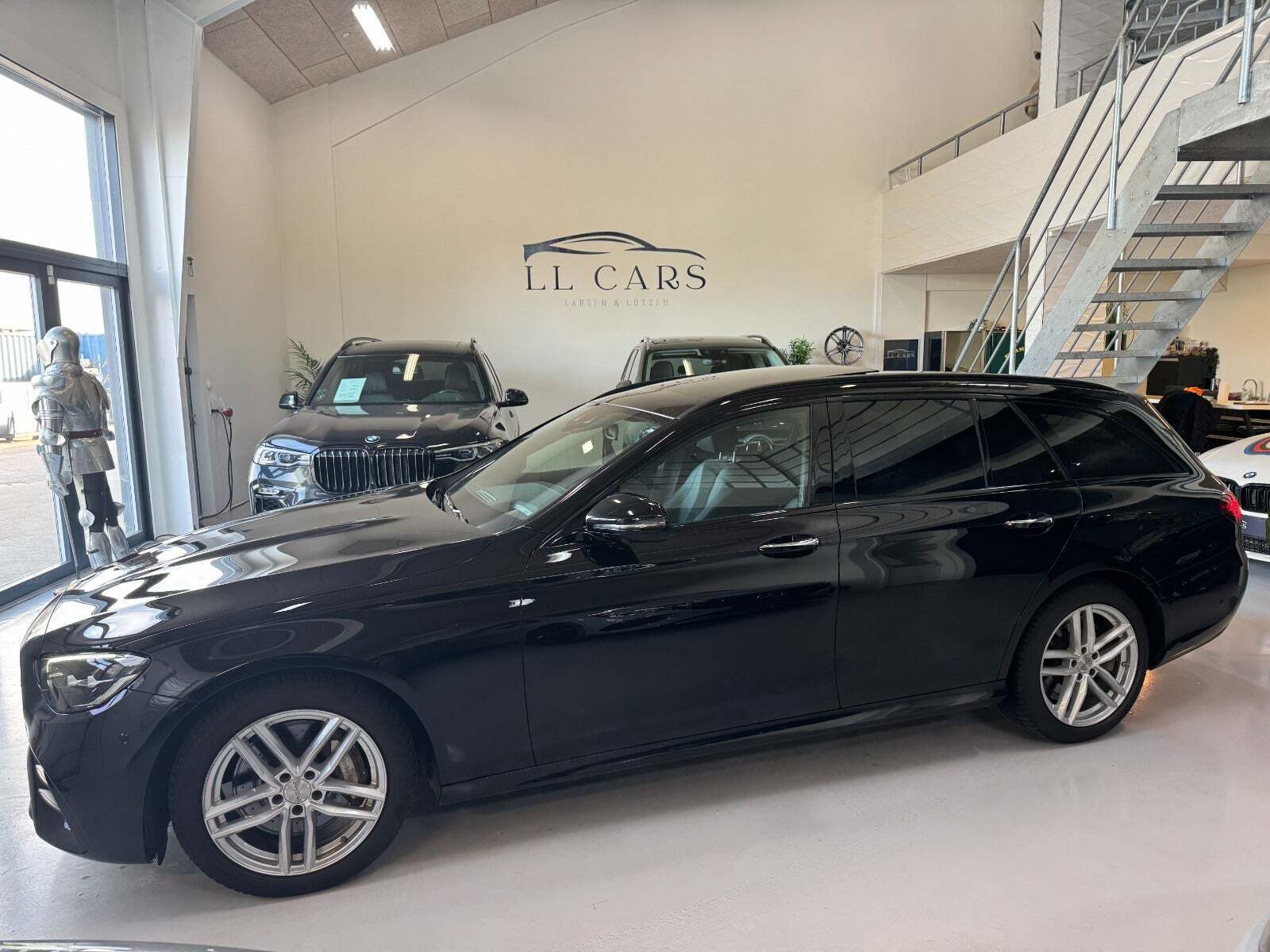 Mercedes E300 de 2,0 AMG Line stc. aut.