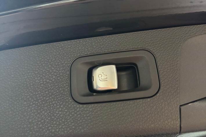 undefined Mercedes E300 de fra 2022