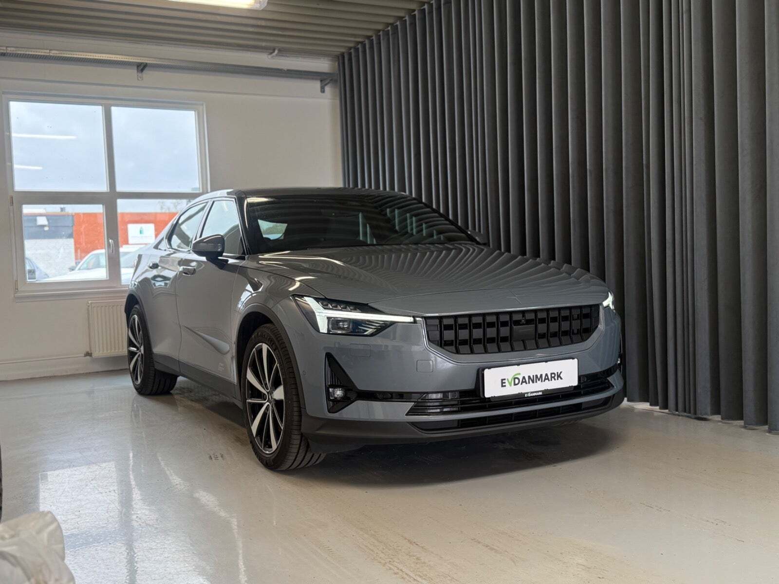 Polestar 2 Long Range AWD