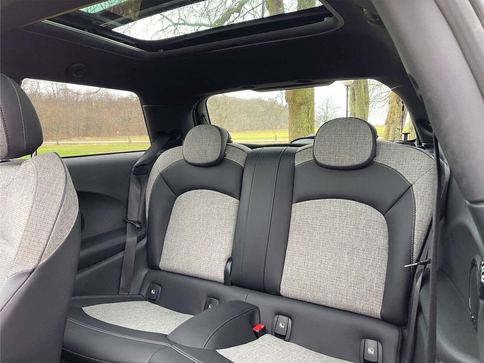 Grå Mini Cooper SE fra 2022