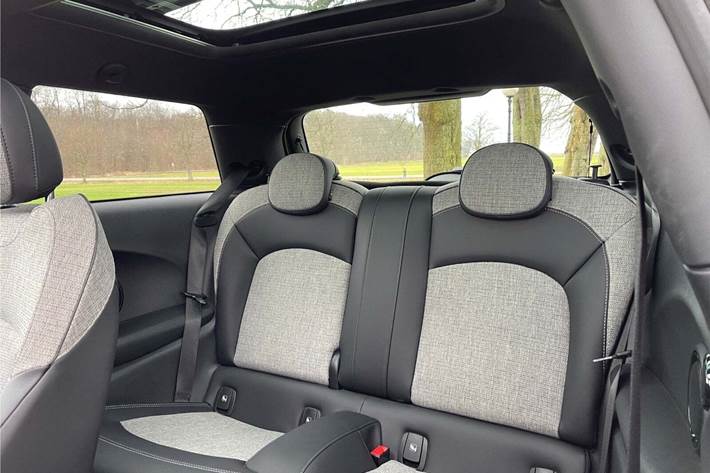 Grå Mini Cooper SE fra 2022