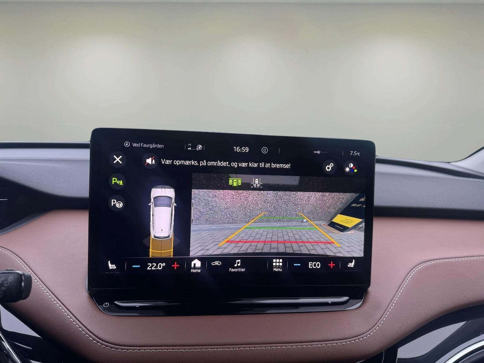 Sort Skoda Enyaq fra 2022