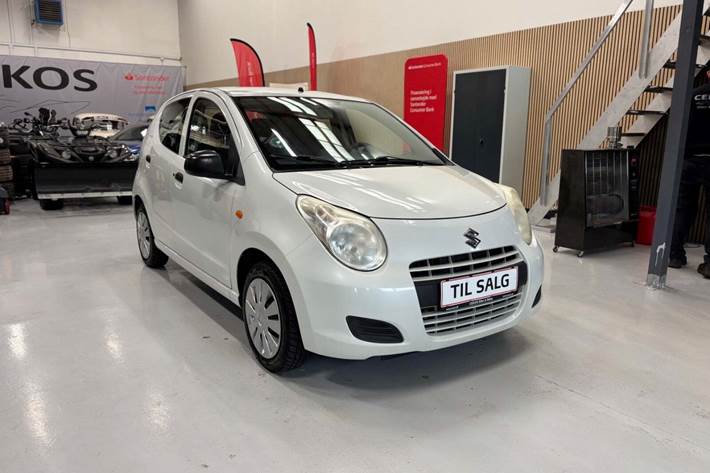 Hvid Suzuki Alto fra 2012