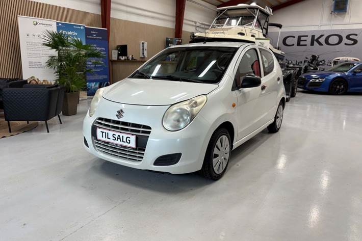 Hvid Suzuki Alto fra 2012