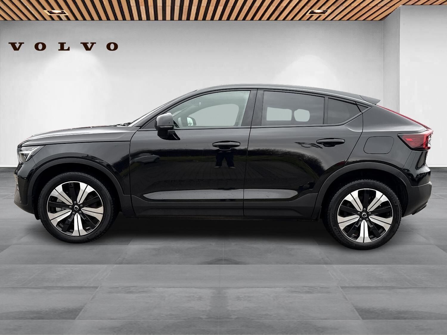 Sort Volvo C40 fra 2023