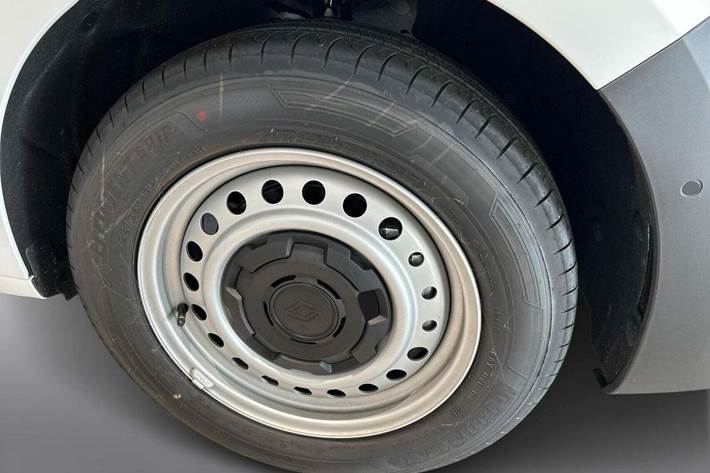 Hvid Renault Kangoo fra 2025