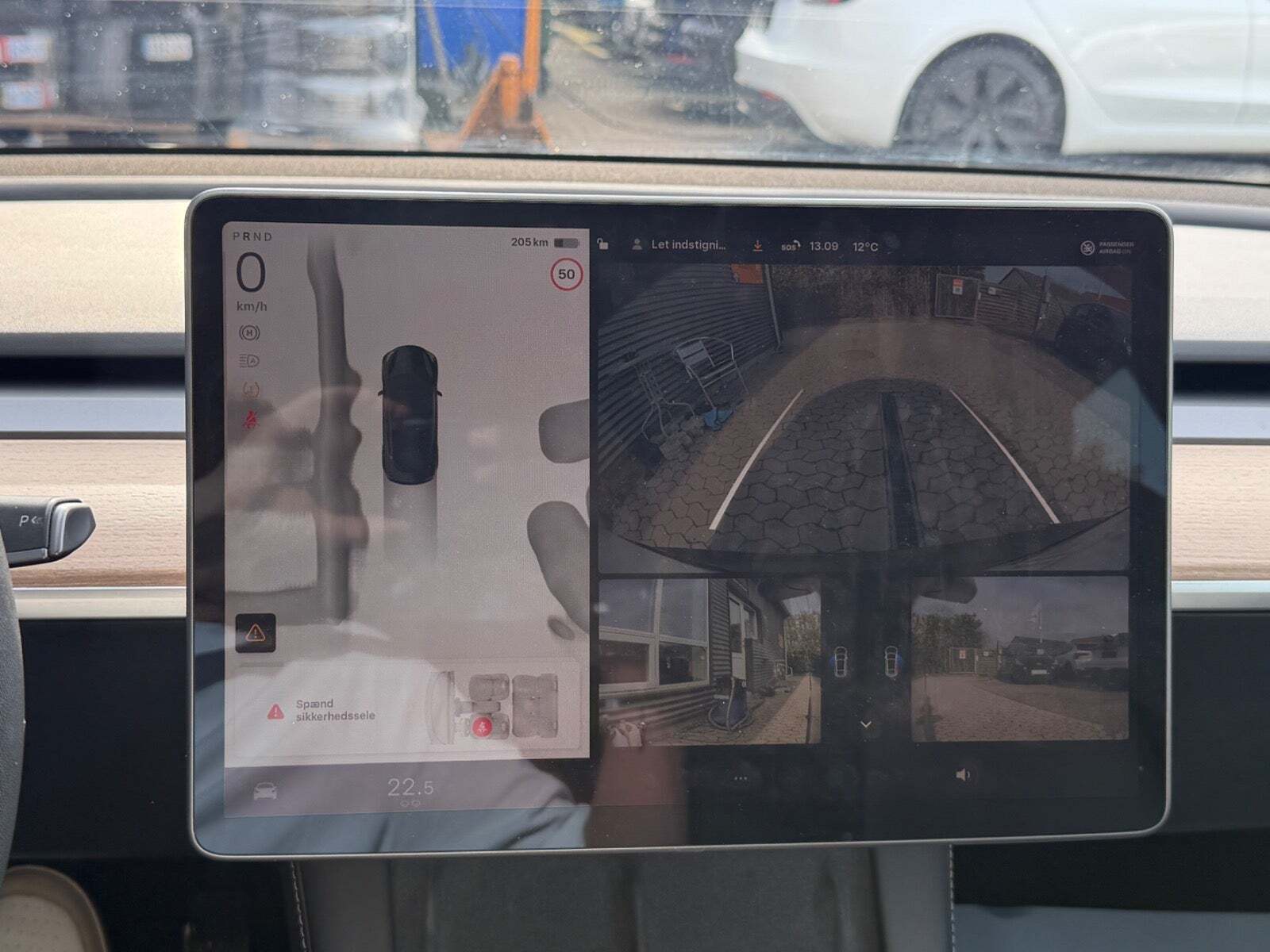 Sort Tesla Model 3 fra 2023