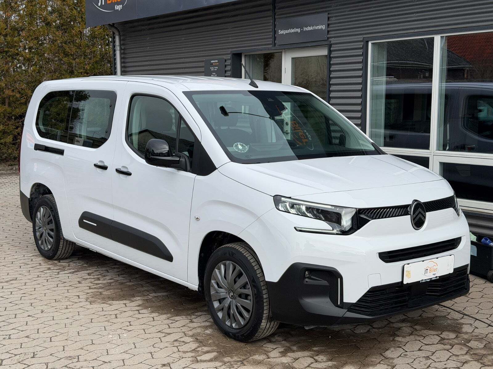 Hvid Citroën ë-Berlingo fra 2025