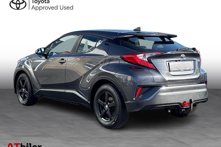Sort Toyota C-HR fra 2018