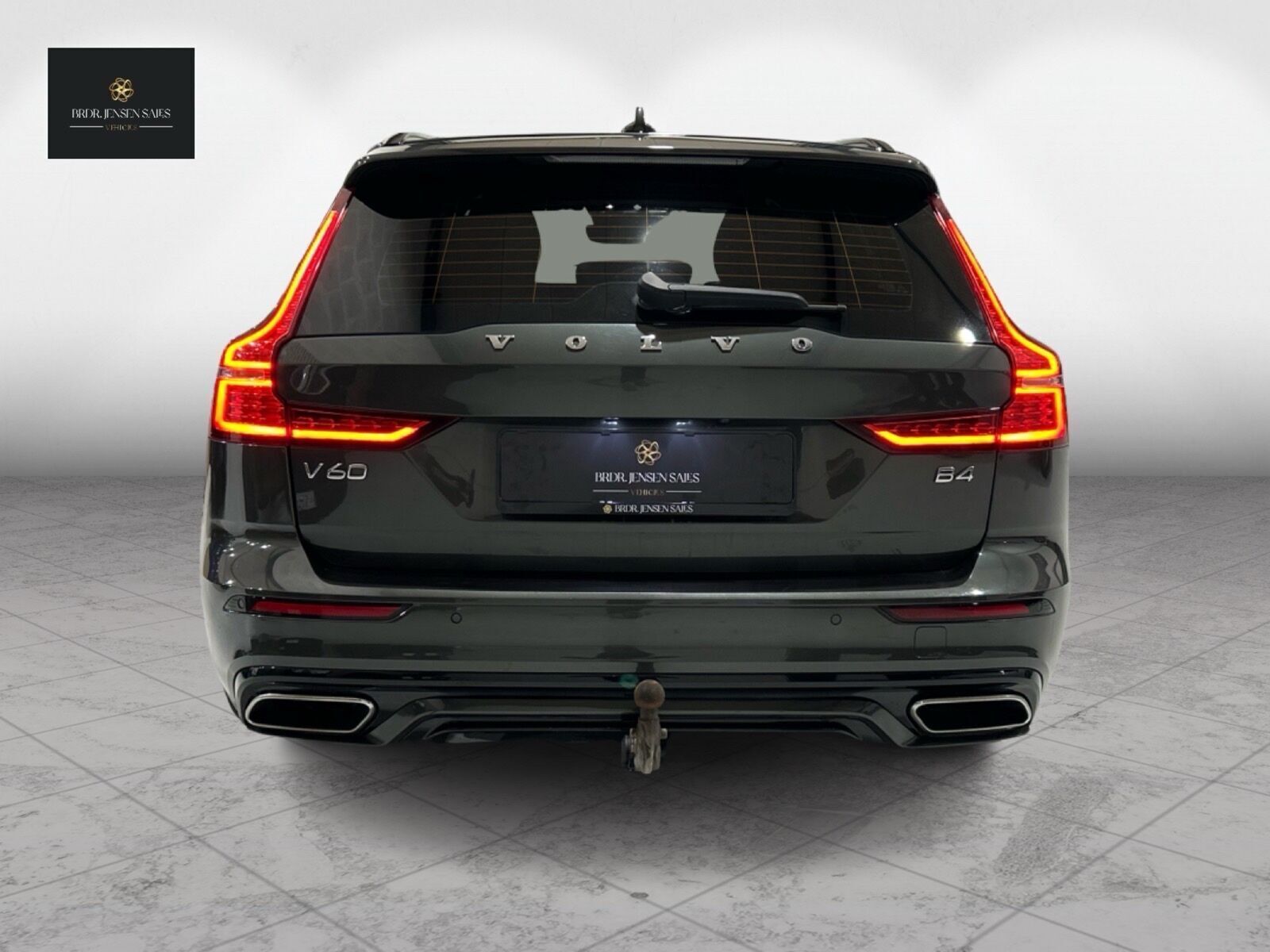 Volvo V60 2,0 B4 R-design 197HK Stc 8g Aut.