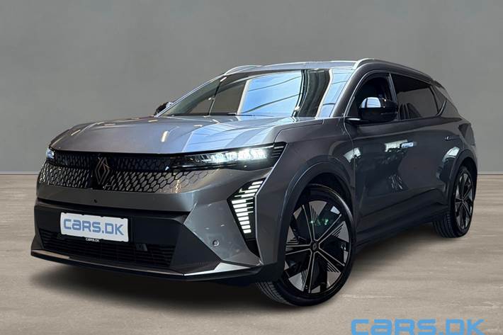 Grå Renault Scénic fra 2025 set udefra