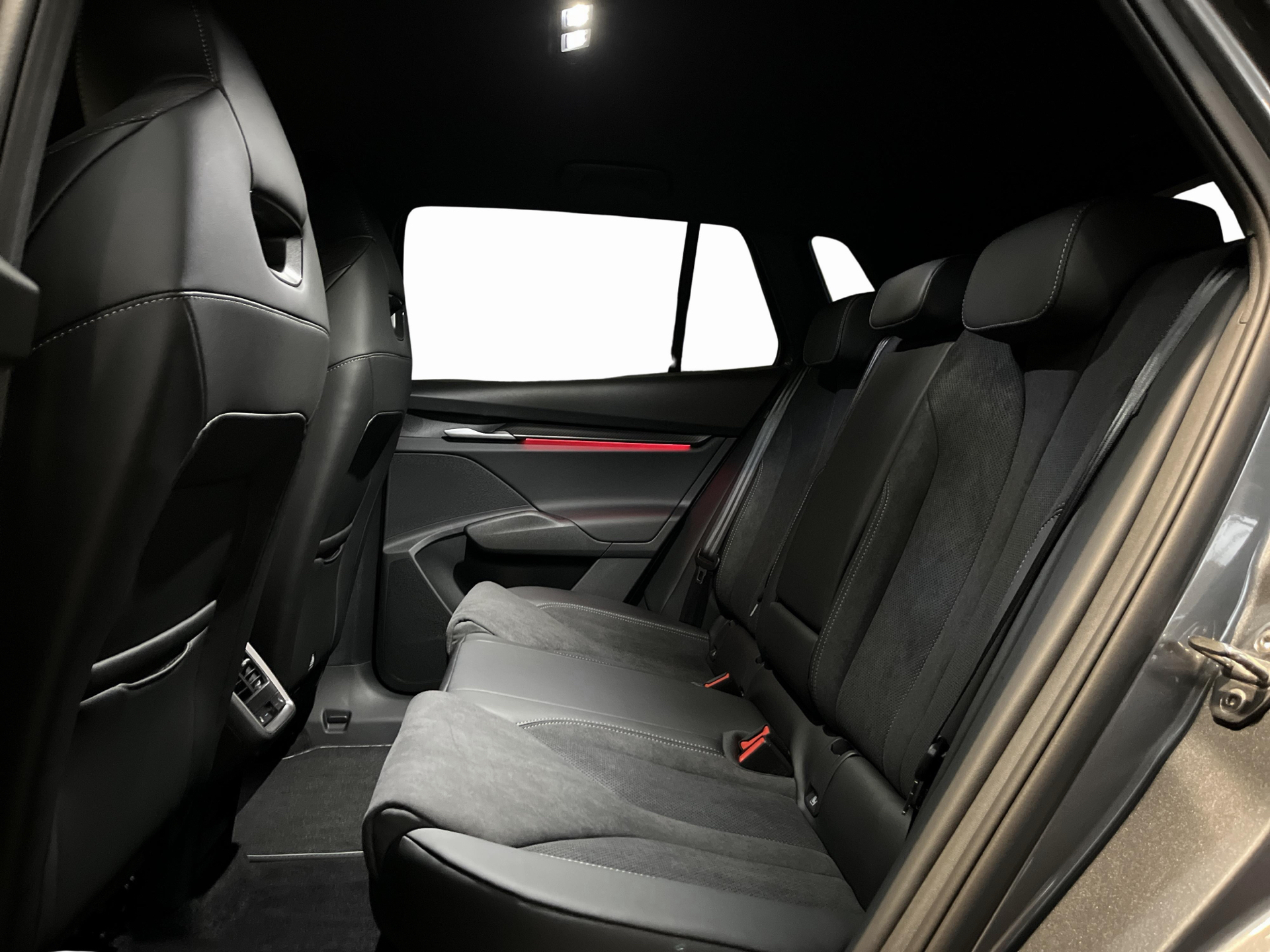 Grå Skoda Elroq fra 2026