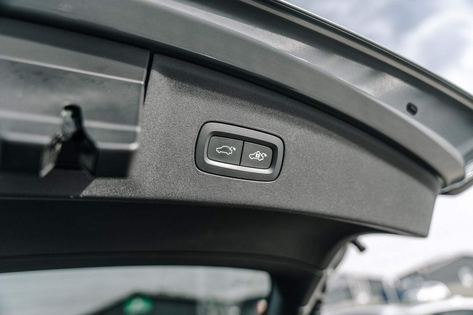 Grå Polestar 2 fra 2021