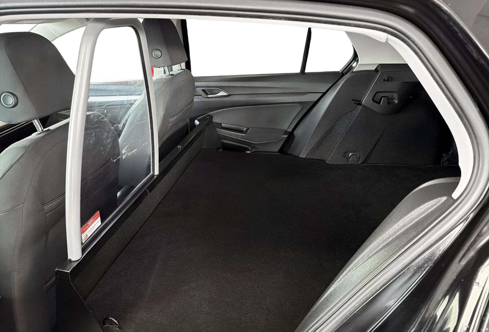 VW Golf VIII 2,0 TDi 115 Life DSG Van