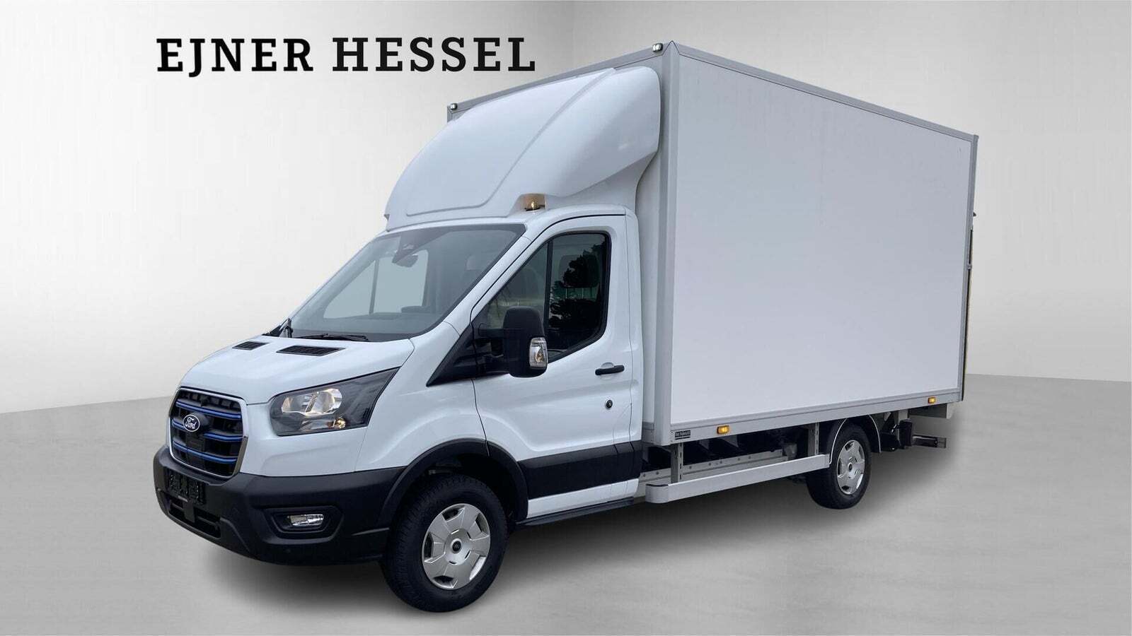 Ford E-Transit 425 L3 Chassis 68 Trend H1 RWD