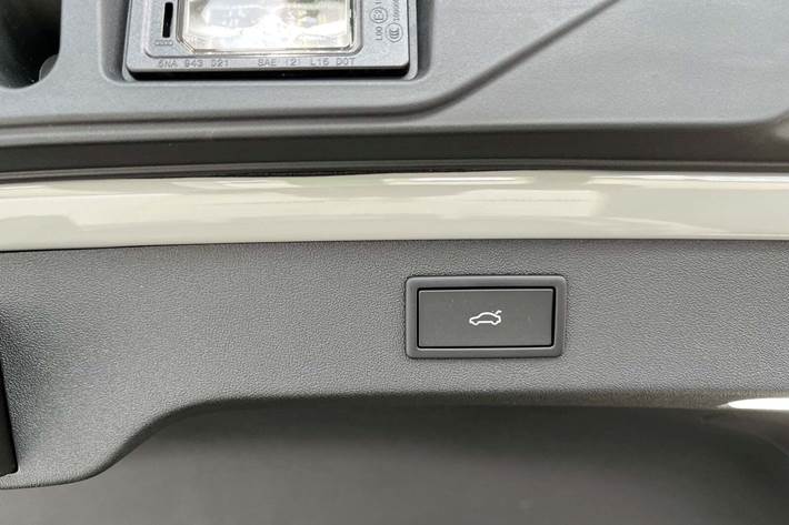 Grå Skoda Enyaq fra 2026